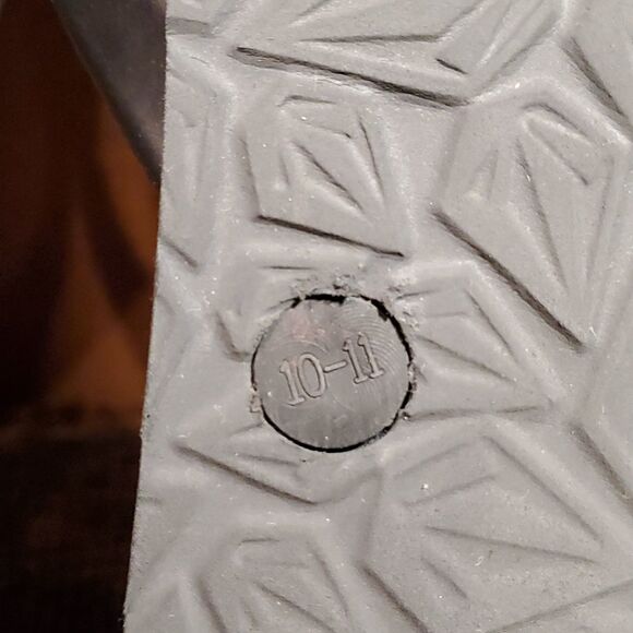 Volcom Flip Flop Sandals Orange and Charcoal Grey Size 10/11 - Picture 6 of 6